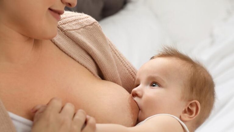 Karmienie piersią a biopsja gruboigłowa – co warto wiedzieć?